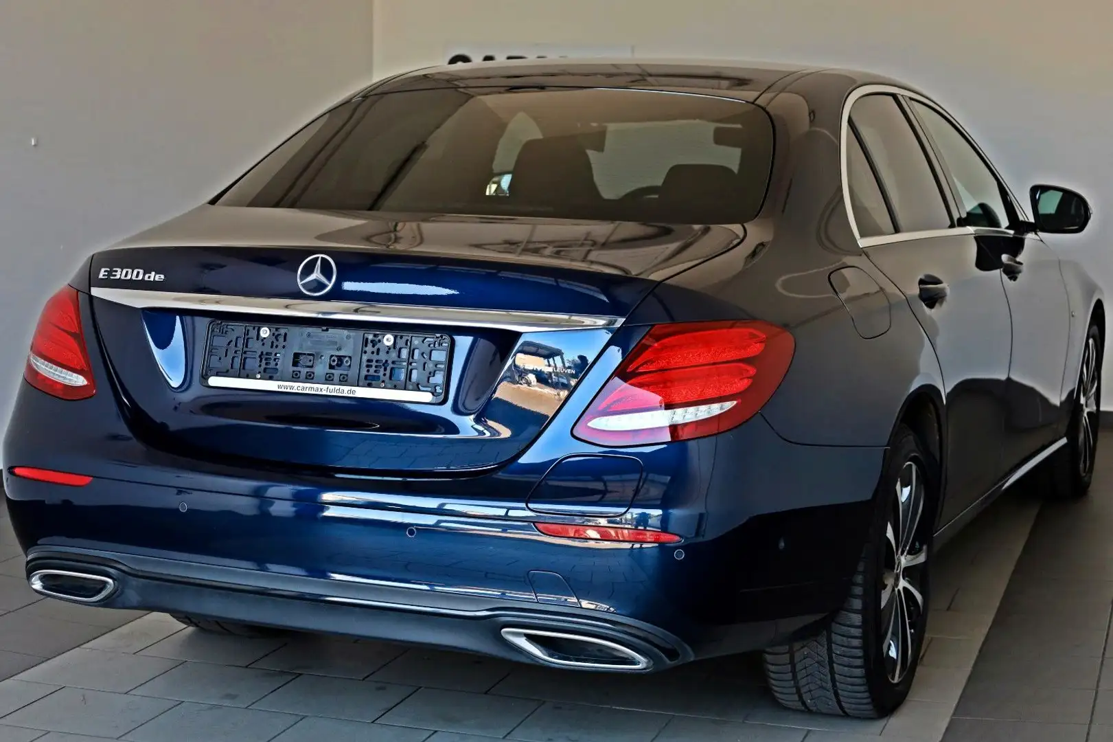 Mercedes-Benz E 300 de Lim. Leder,Navi,LED,Burmester,Park Paket Blau - 2