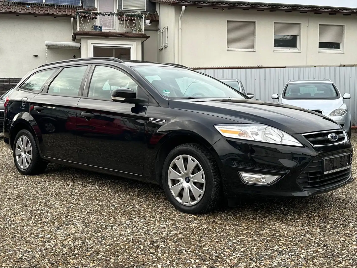 Ford Mondeo 1.6 Ti-VCT Ambiente Scheckheft PDC SHZ Klima Negro - 1