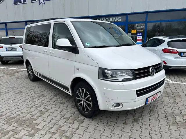 Volkswagen T5 Multivan Highline NAVI AHK Kamera Leder Vollausstattung