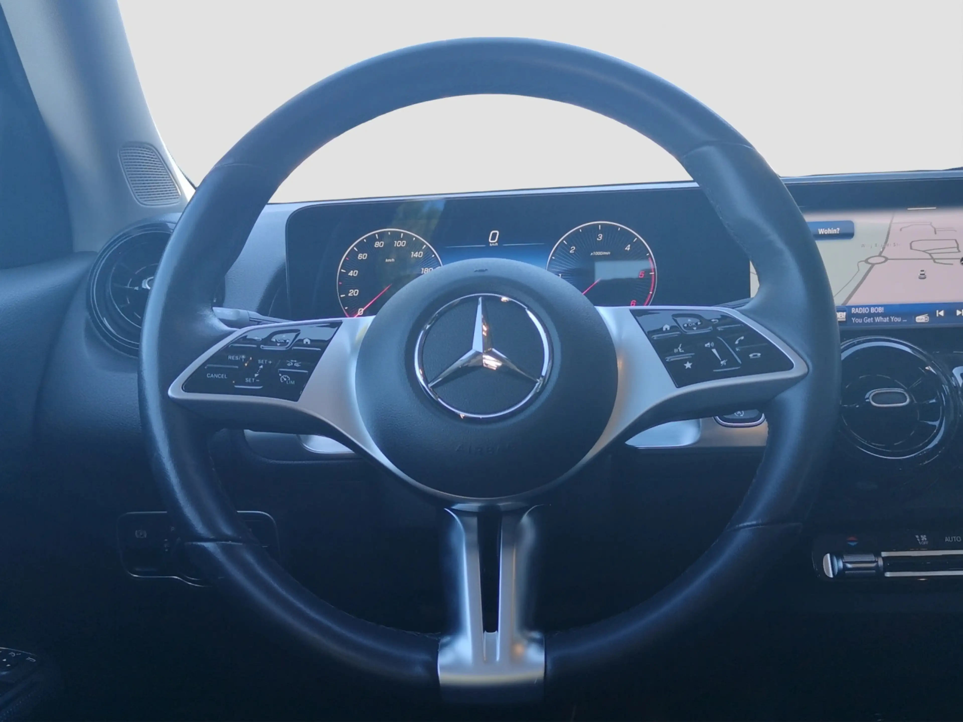 Mercedes-Benz GLB 200 d *Distronic*LED*Parktronic*Rückfahrkam. — photo 10