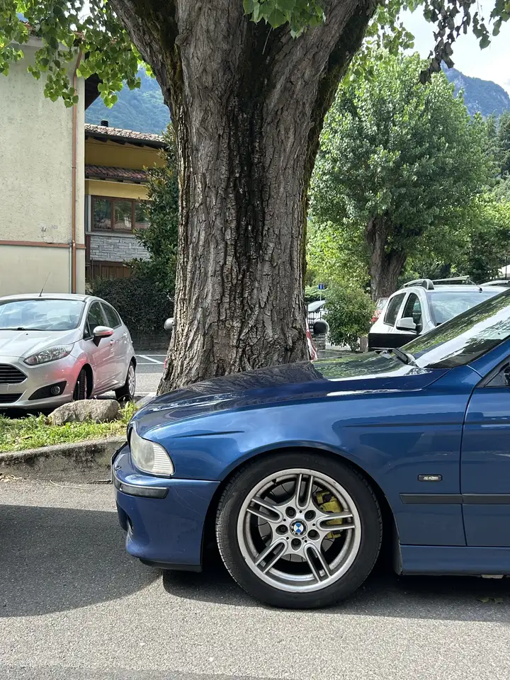 BMW 540i, foto 8