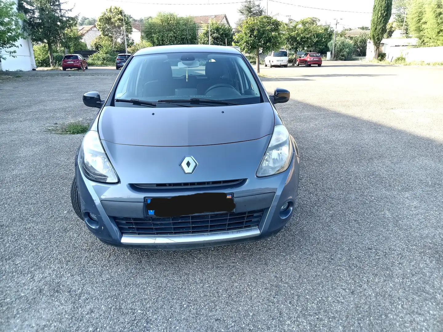 Renault Clio Clio III dCi 90 eco2 Exception TomTom Gris - 2
