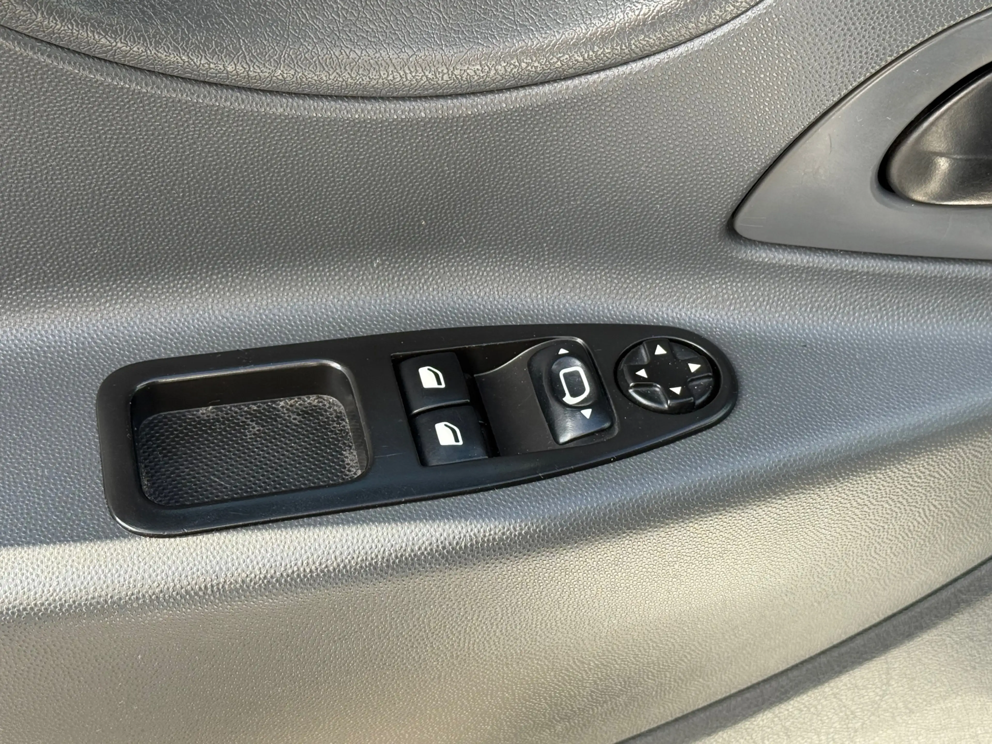 Peugeot Expert 229 2.0 HDI L2H1 Profit+ Airco | 3 Persoons | 130 — photo 7