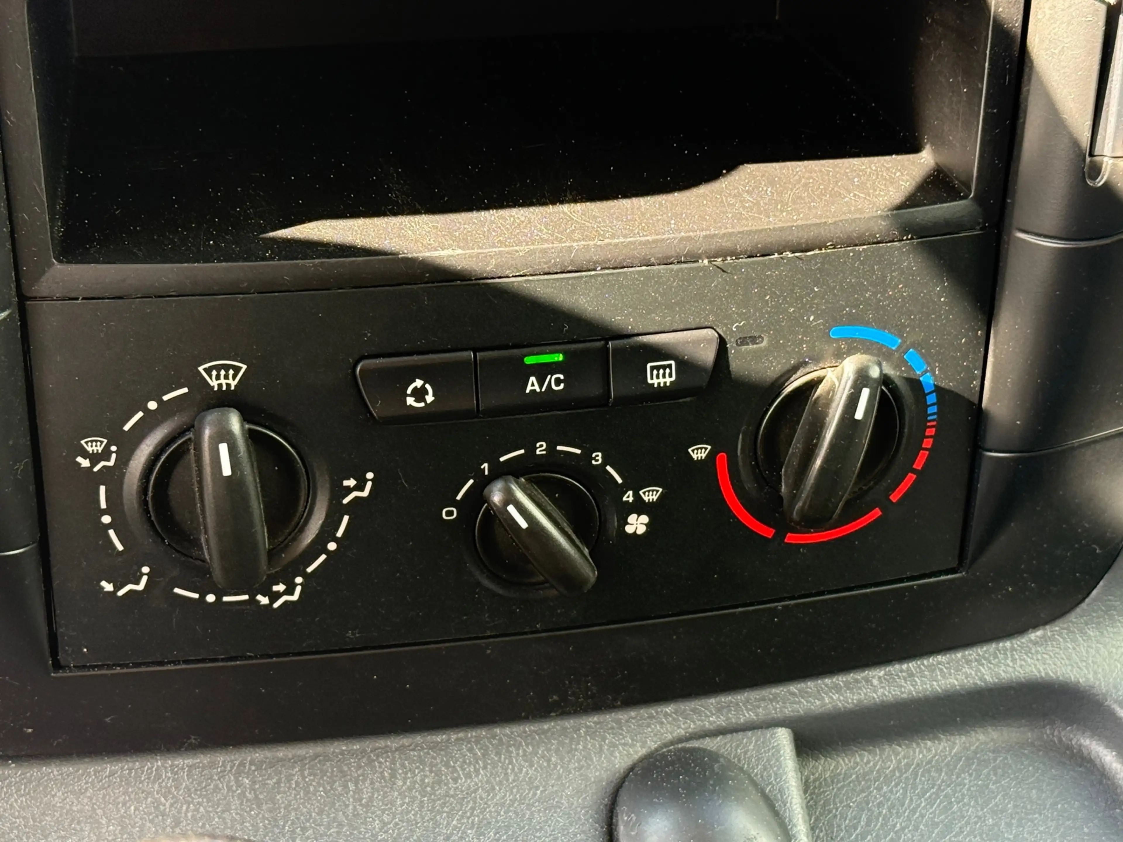 Peugeot Expert 229 2.0 HDI L2H1 Profit+ Airco | 3 Persoons | 130 — photo 12