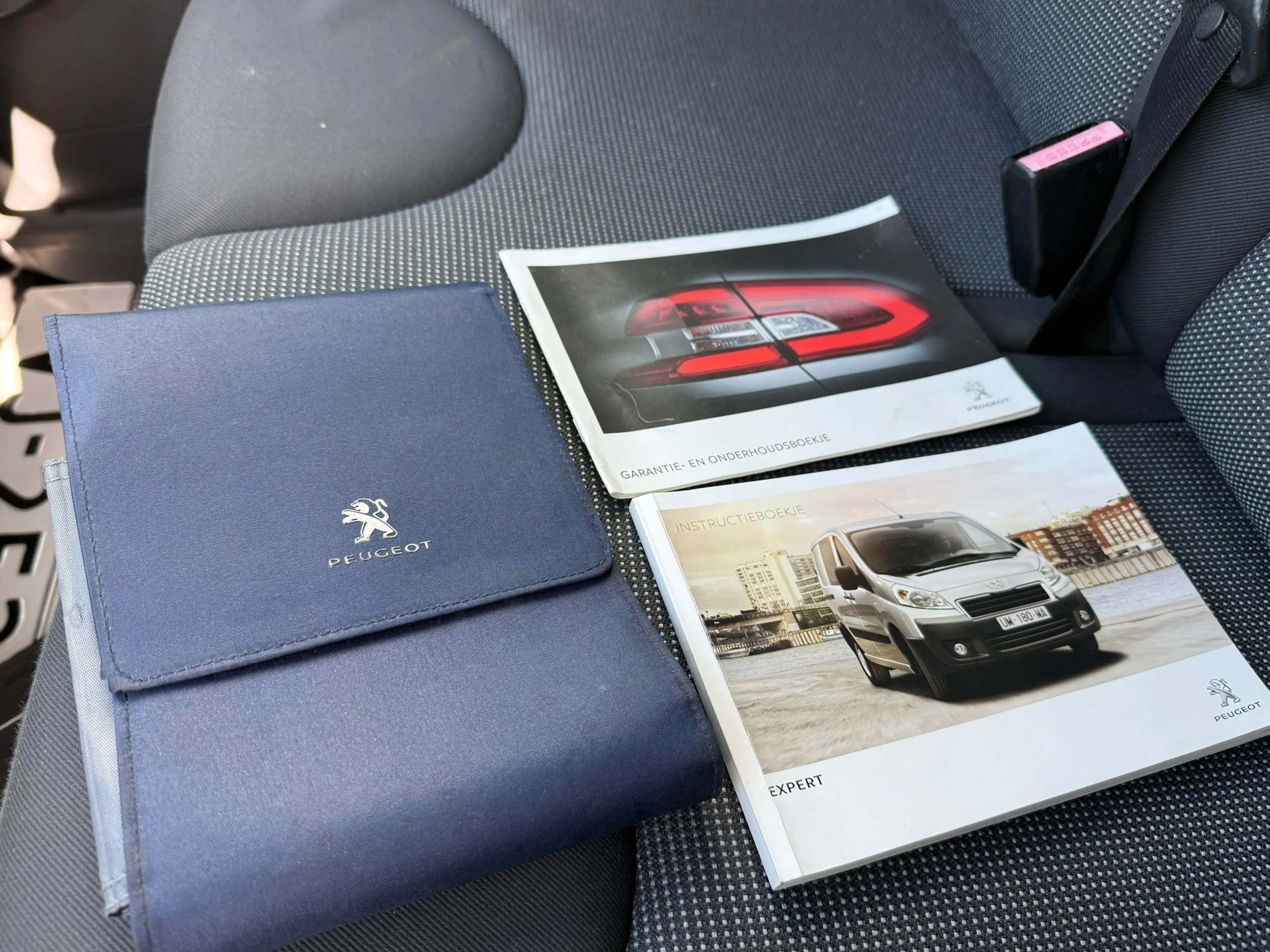 Peugeot Expert 229 2.0 HDI L2H1 Profit+ Airco | 3 Persoons | 130 — photo 14