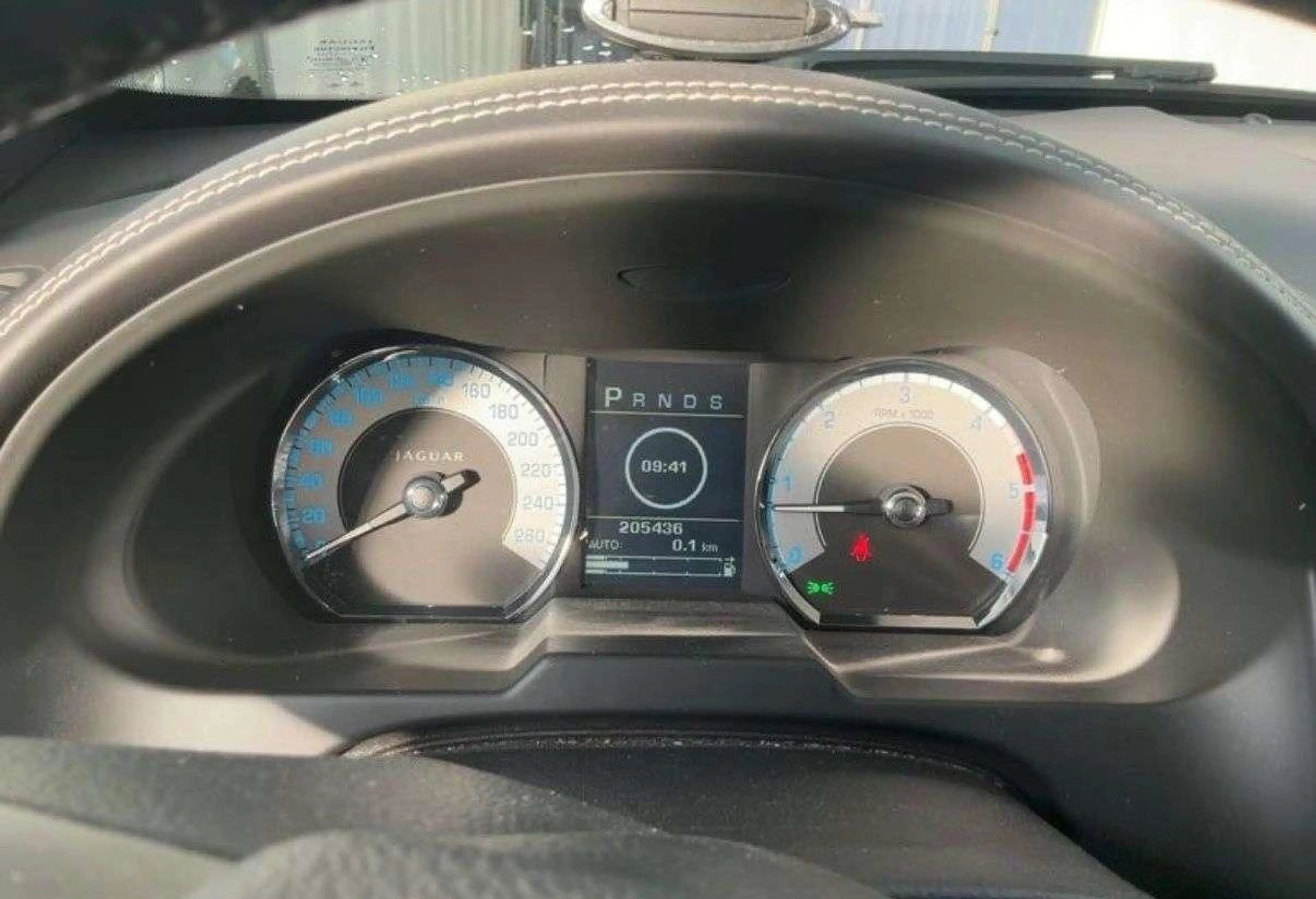 Jaguar XF 3.0 V6 Diesel S Portfolio — photo 10