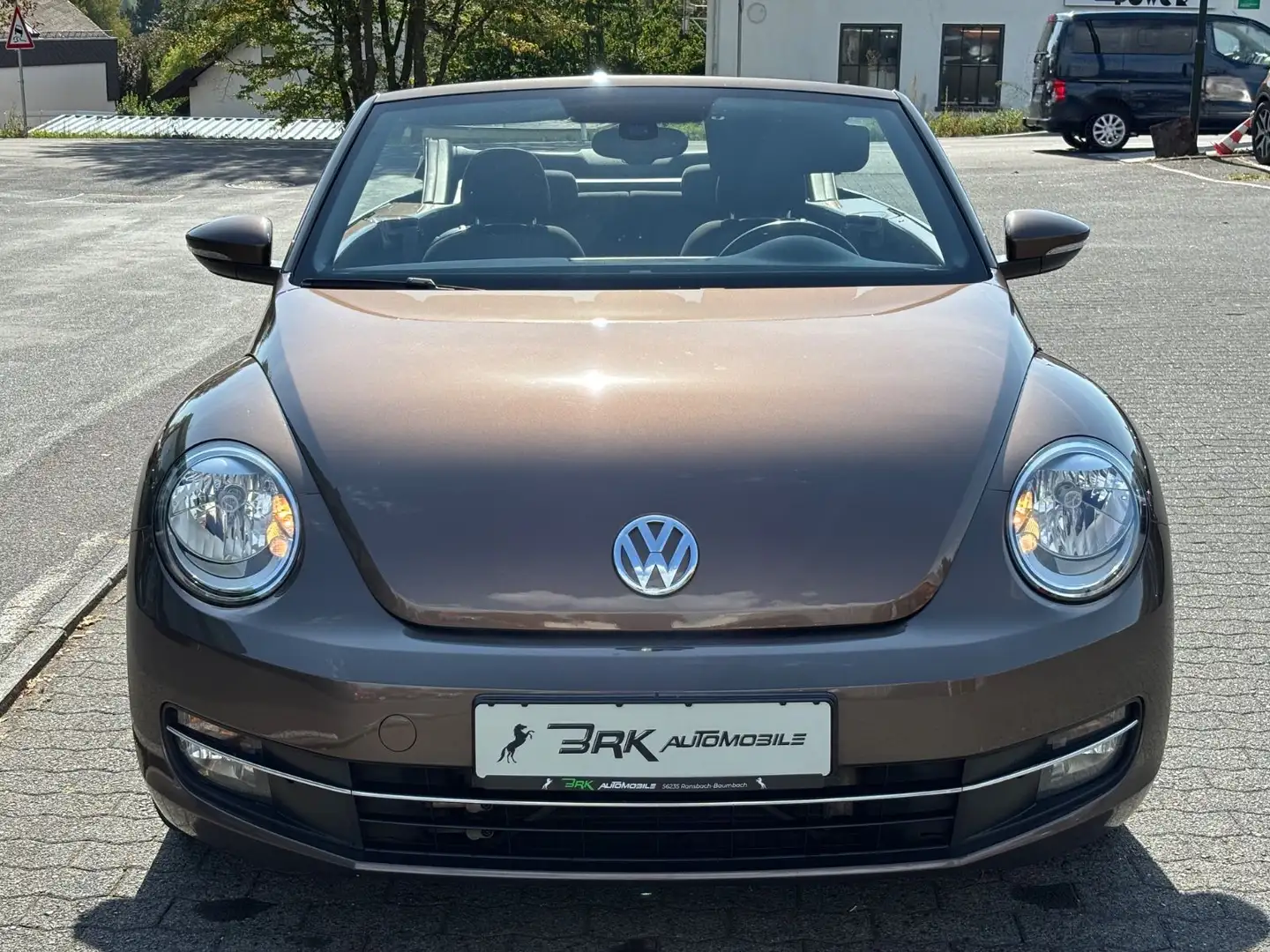 Volkswagen Beetle Cabriolet Design BMT **NAVI*SHZ*2-HAND** Braun - 2