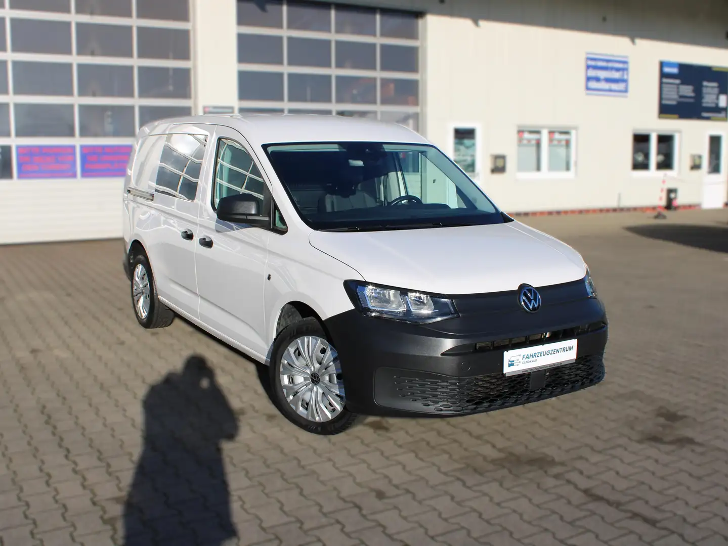 Volkswagen Caddy Cargo MAXI 1. HAND 2 Schiebet./SHZ/KLIMA/SPURHALT Blanc - 2
