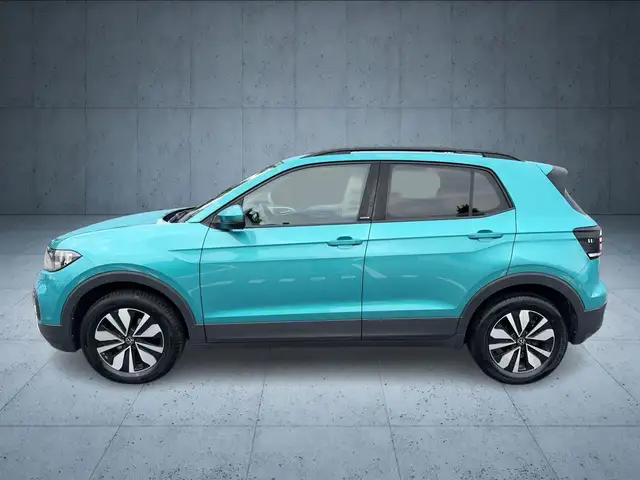 Volkswagen T-Cross view 2