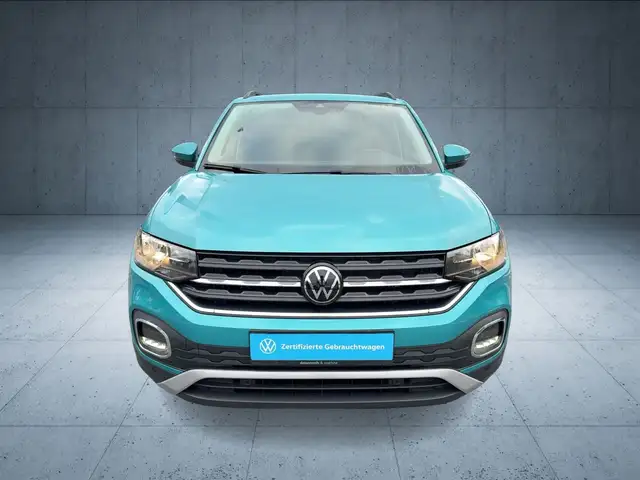 Volkswagen T-Cross view 8