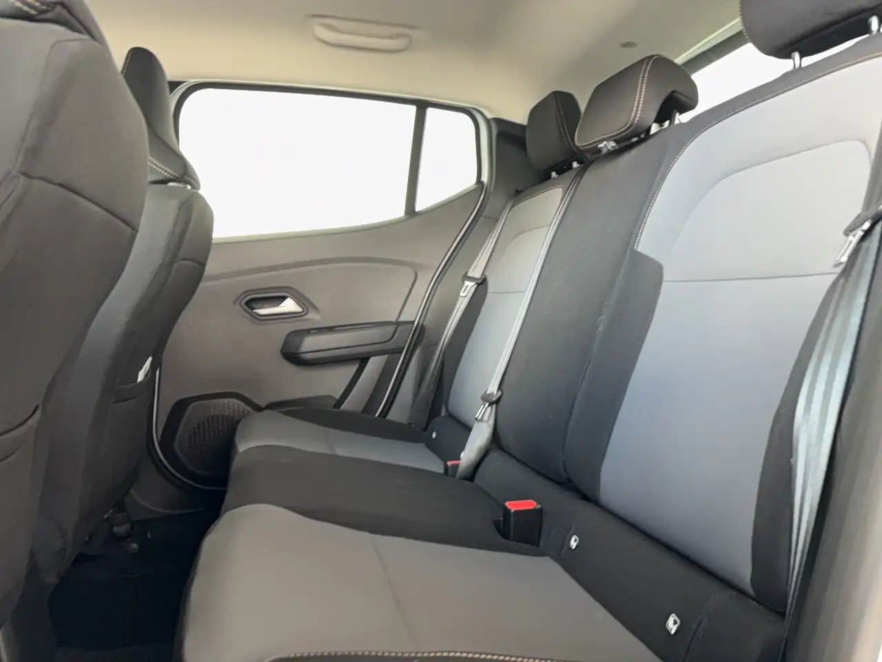 Dacia Sandero Sandero — photo 8