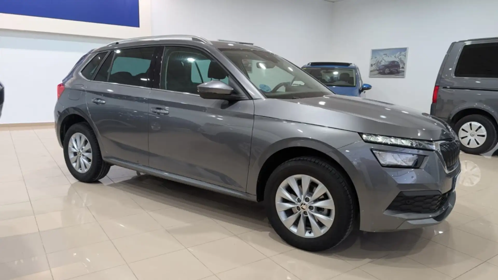 Skoda Kamiq 1.0 TSI Emotion 81kW Grau - 2