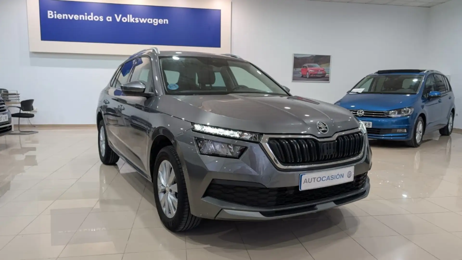 Skoda Kamiq 1.0 TSI Emotion 81kW Grau - 1