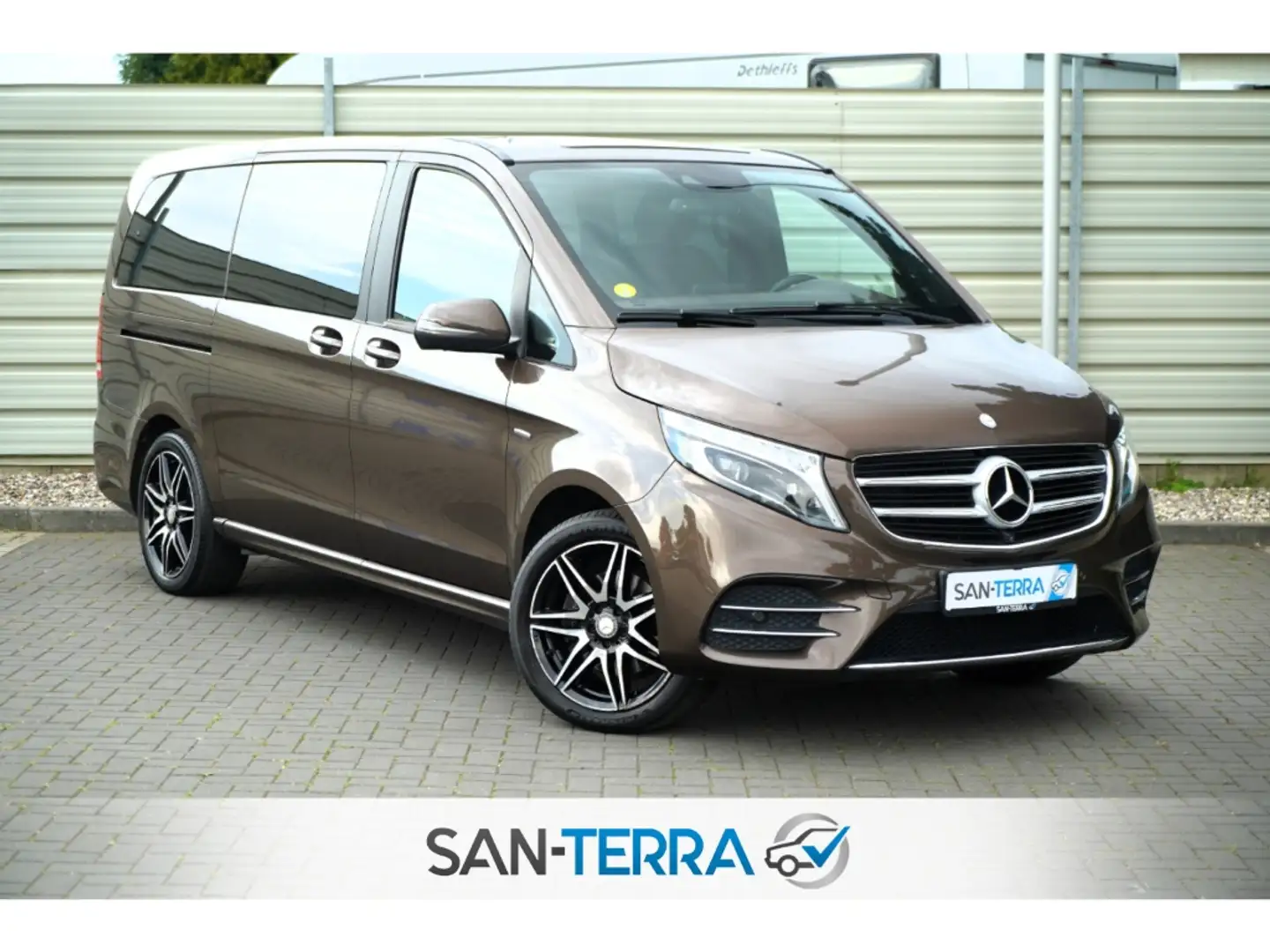 Mercedes-Benz V 250 d AVANTGARDE 4M AMG LEDER*NAVI*LED*360-KAMERA*AHK Braun - 1