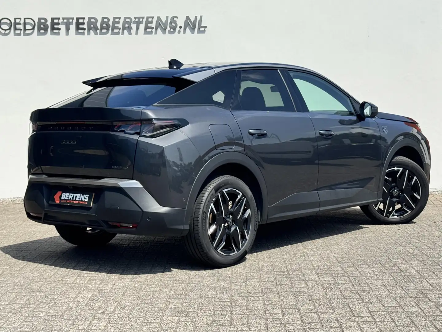 Peugeot 3008 1.2 Hybrid 136 GT | Meer foto's volgen | Prijs is Grijs - 2