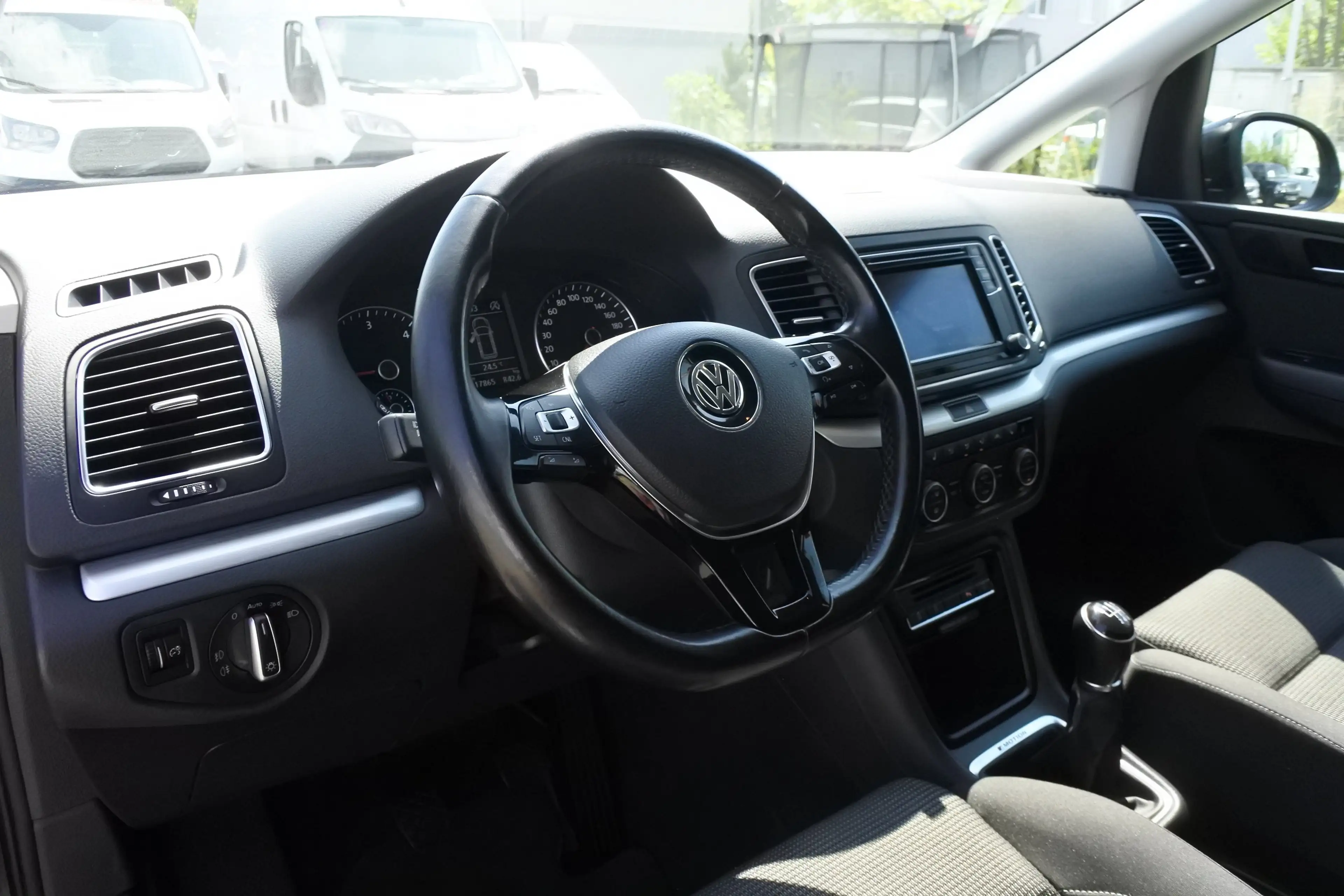 Volkswagen Sharan Sharan BMT SCR 2,0 TDI 4Motion Business/7SITZE/ — photo 8