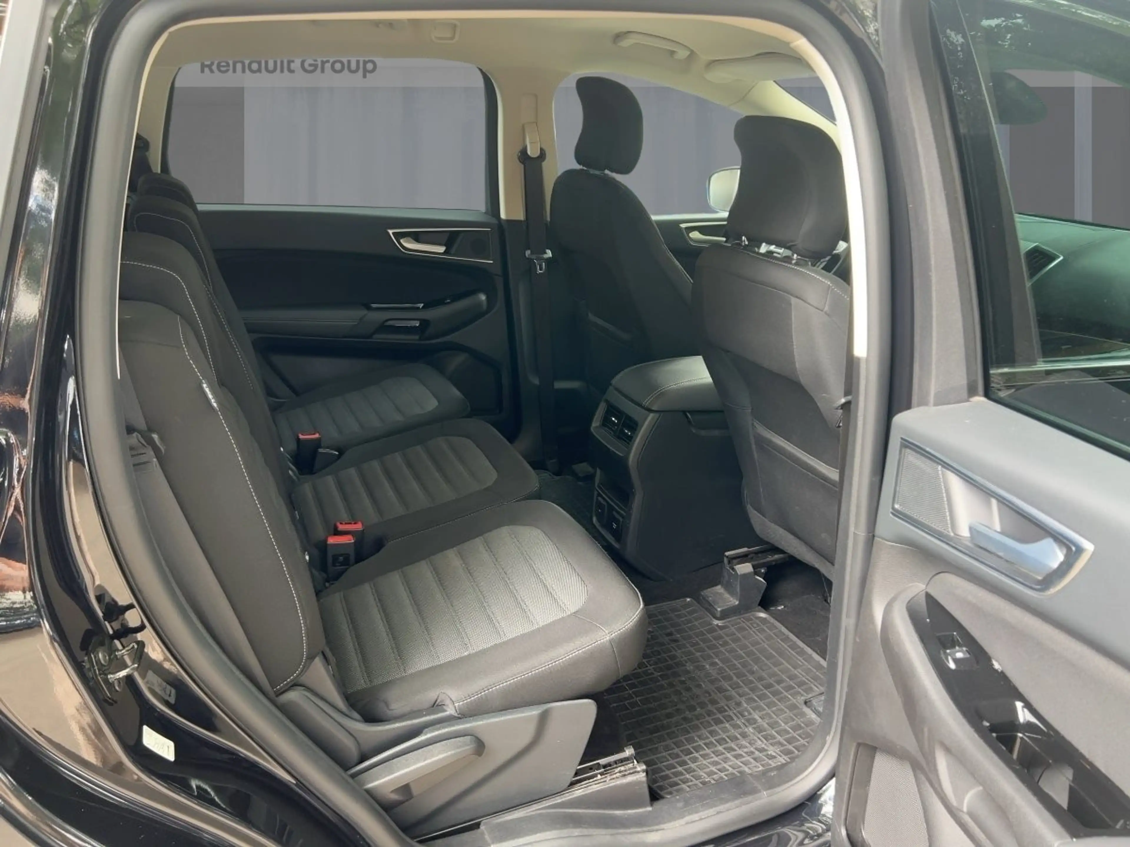 Ford S-Max 2.0 EcoBlue Titanium AWD Automatik — photo 9