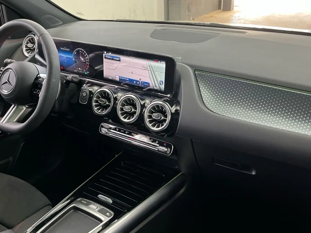 Mercedes-Benz GLA 2026 — фото 10