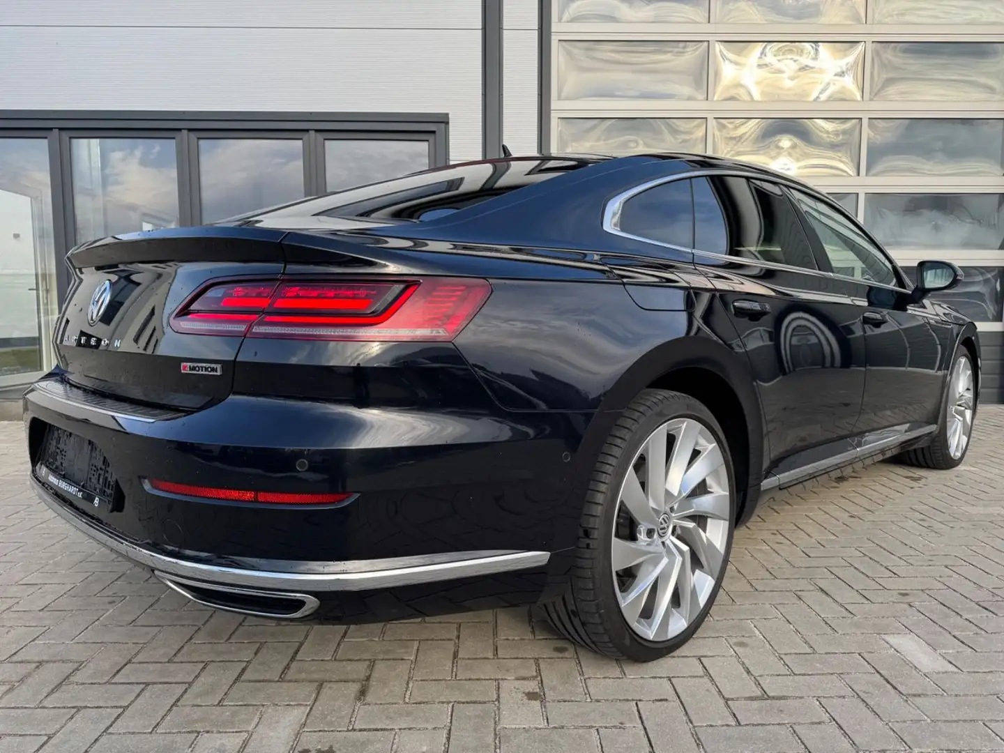 Volkswagen Arteon 4Motion 360° H*UP PANO VIRTUAL ACC Schwarz - 2