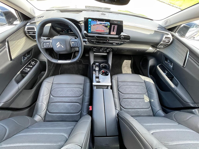 Citroen C5 X Shine Hybrid 225 e-EAT8 — photo 9