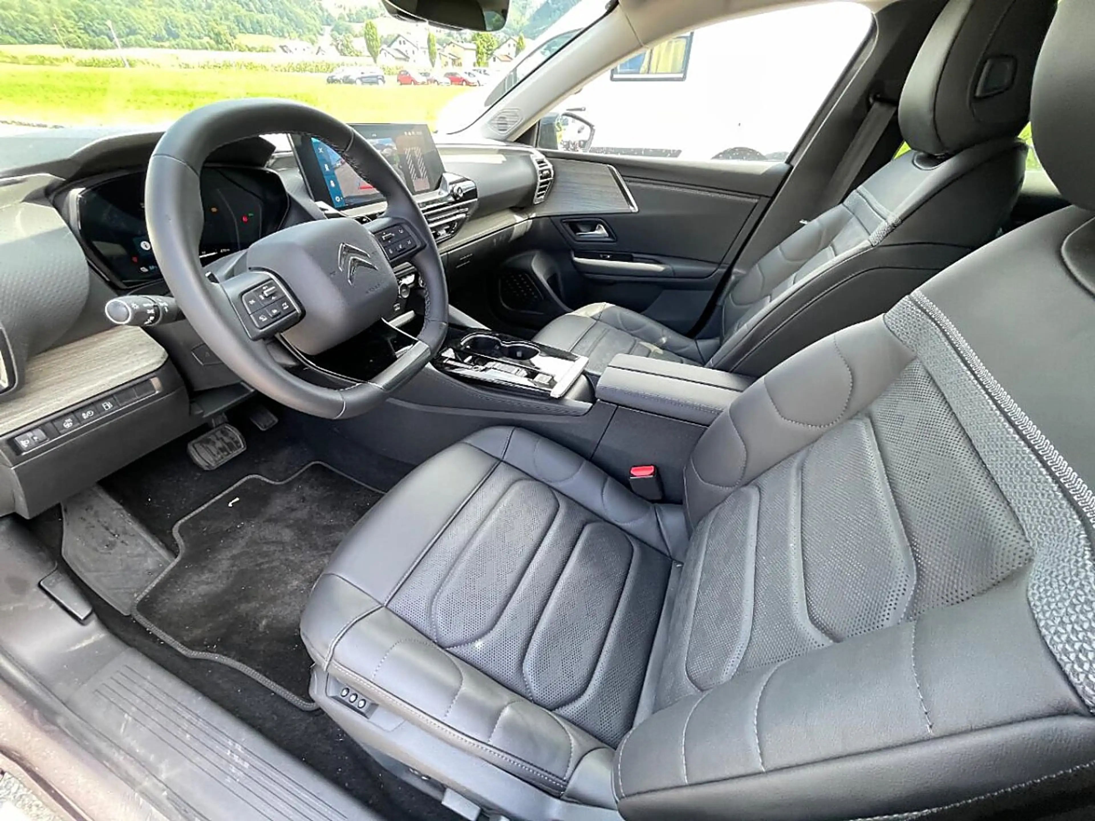 Citroen C5 X Shine Hybrid 225 e-EAT8 — photo 7