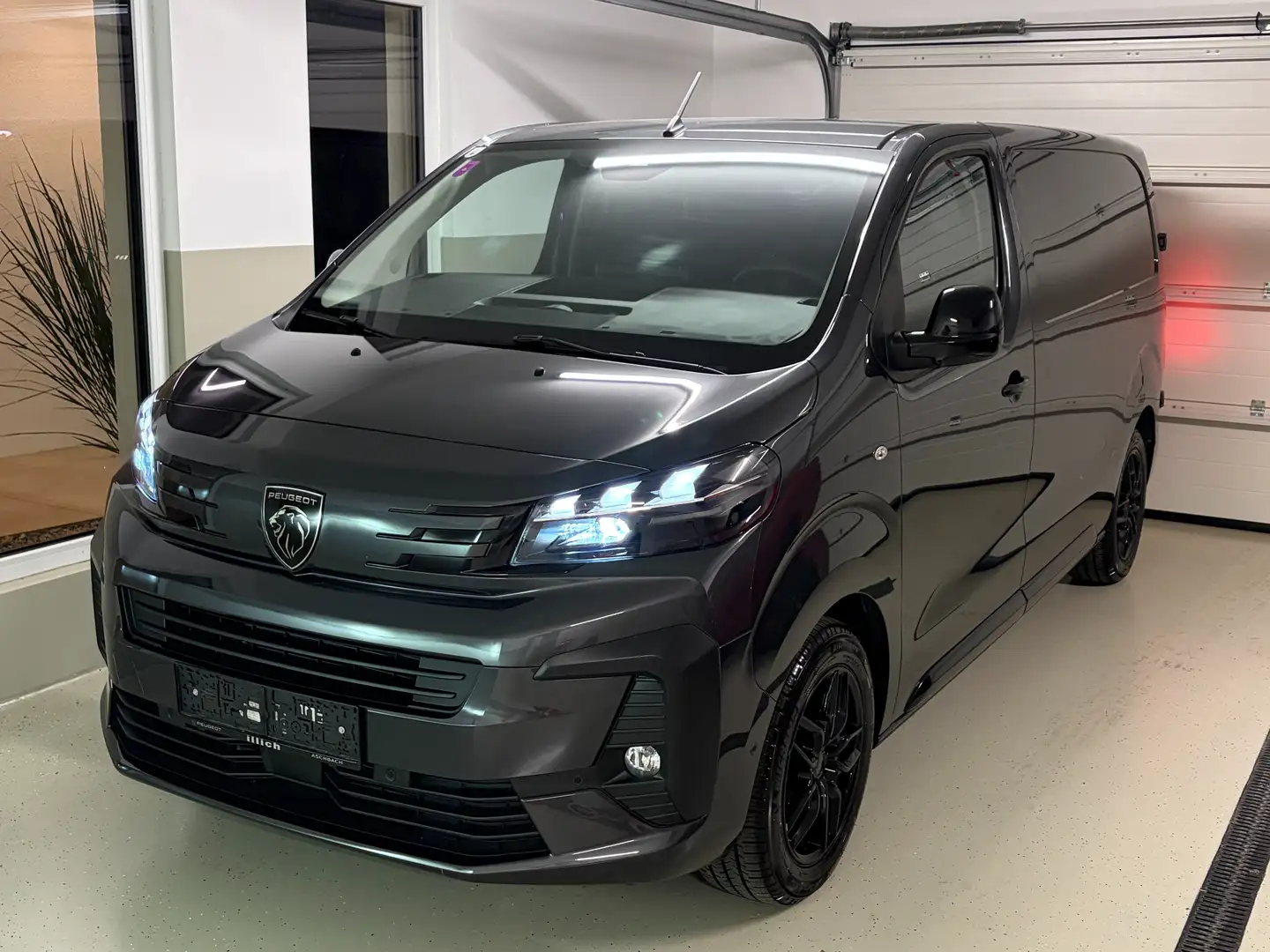 Peugeot Expert L2 BlueHDI 145,Mwst,LED,AHK,SURROUND VIEW.. Grau - 2