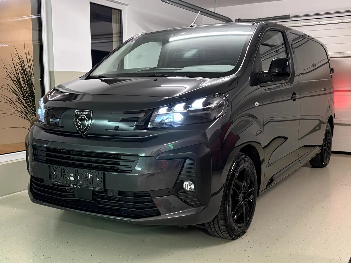 Peugeot Expert L2 BlueHDI 145,Mwst,LED,AHK,SURROUND VIEW.. Grau - 1