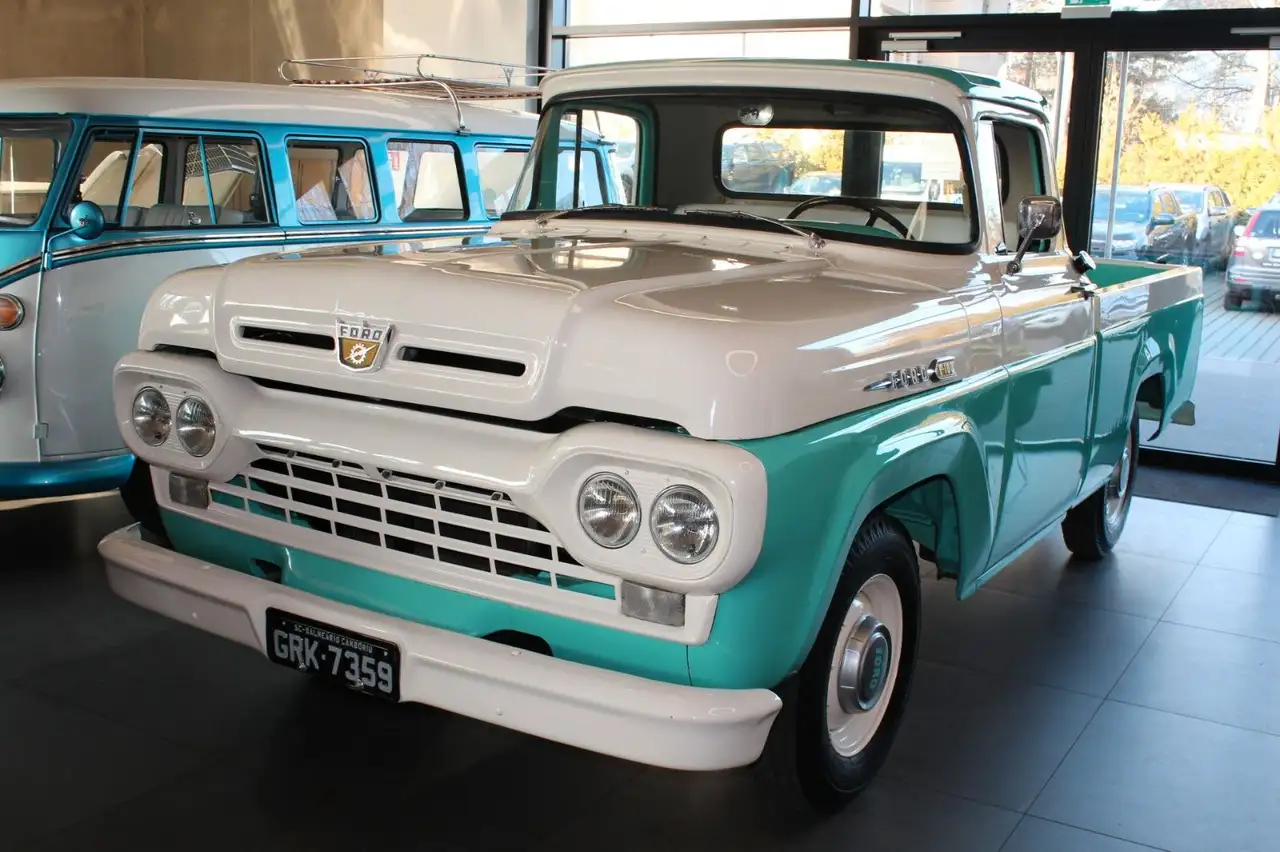 Ford F 100