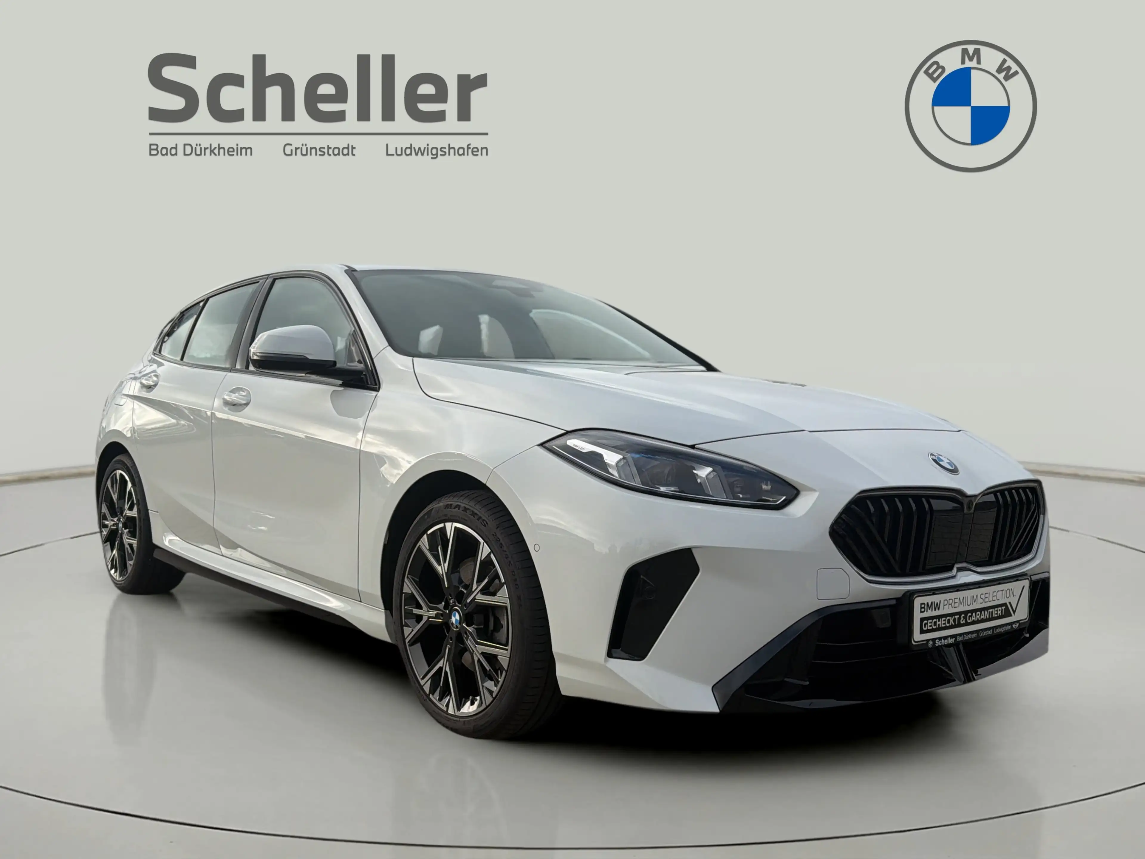 BMW 120 — photo 9