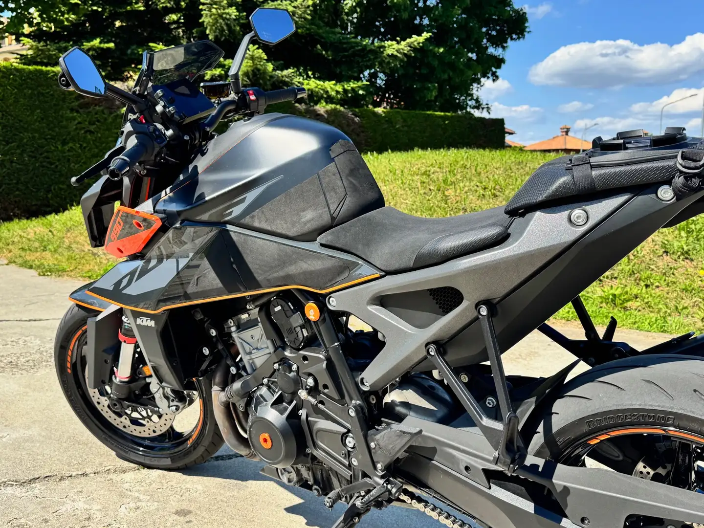 KTM 990 Super Duke Negru - 2