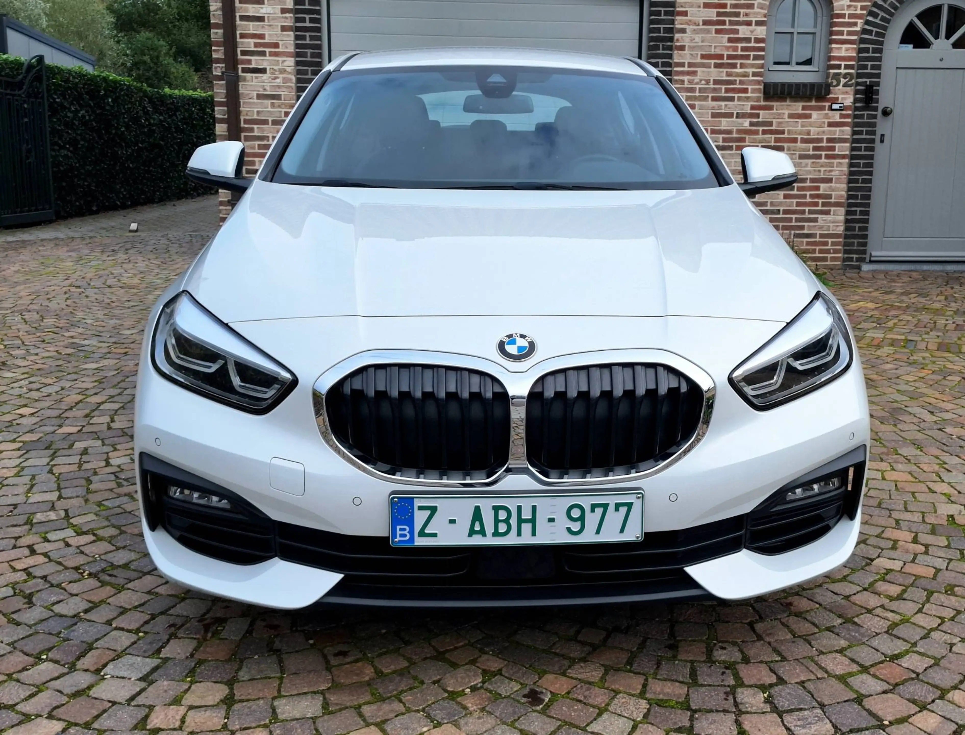 BMW 118 118i — photo 8