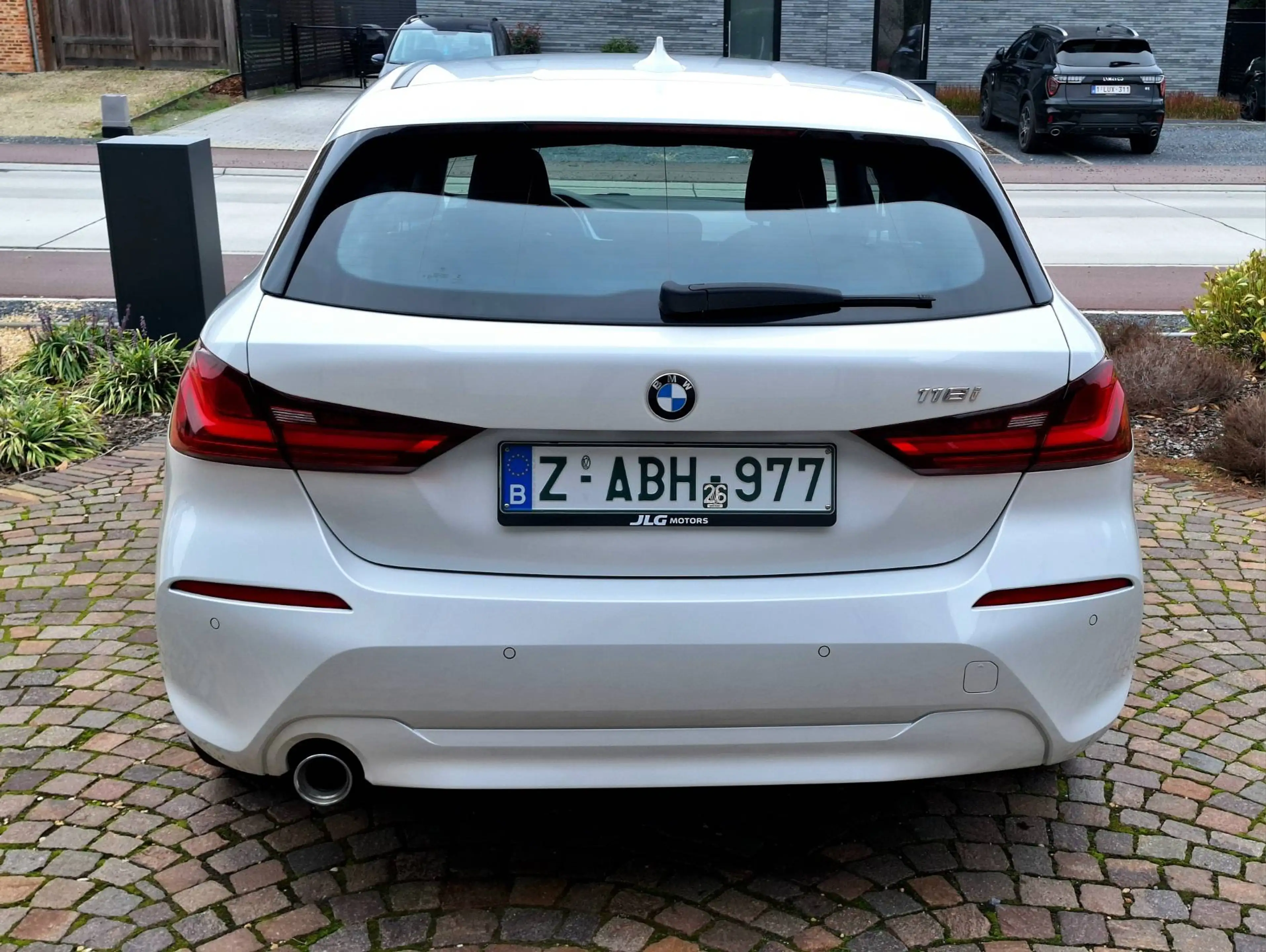 BMW 118 118i — photo 4
