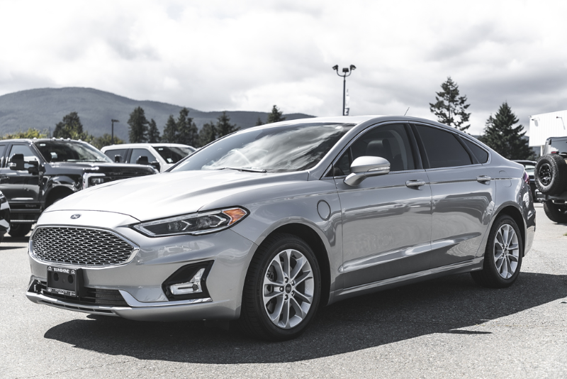 2020 Ford Fusion Energi Titanium — снимка 1