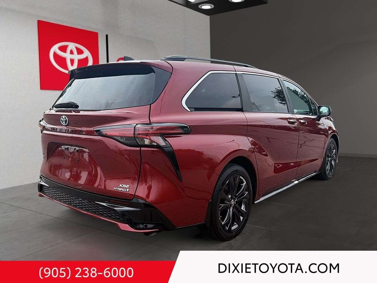 2023 Toyota Sienna XSE 7-Passenger FWD XSE FWD HYBRID / CLEAN CARFAX — снимка 1