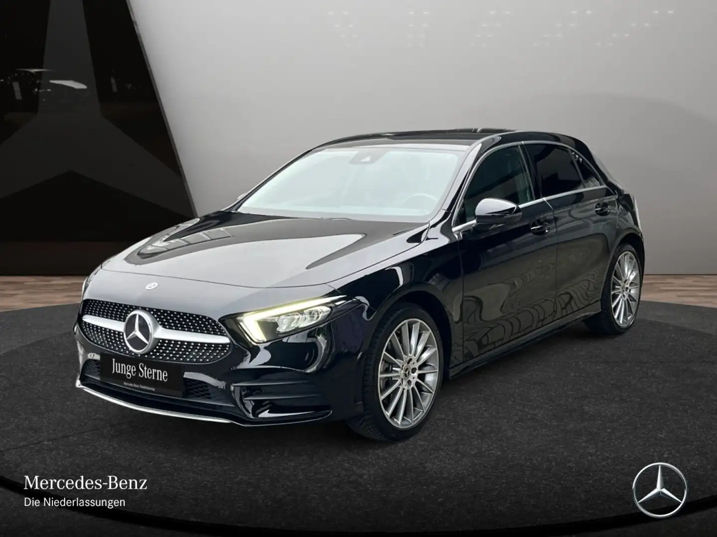 Mercedes-Benz A 250 e AMG+LED+19"+8G Schwarz - 2