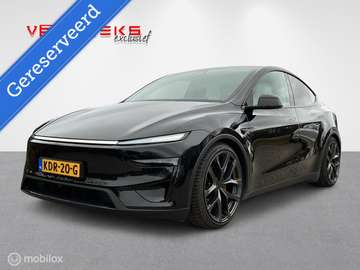 Performance AWD 82 kWh Enhanced BTW!!