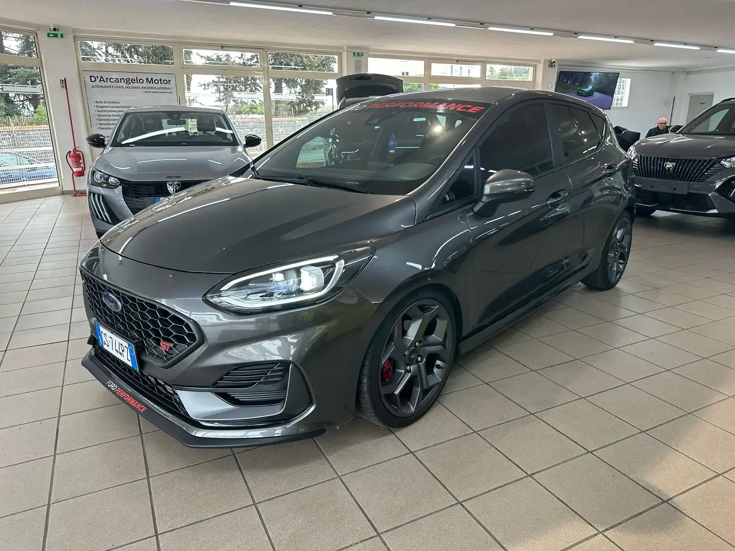 Ford Fiesta Fiesta 5p 1.5 ecoboost ST 200cv Grijs - 1