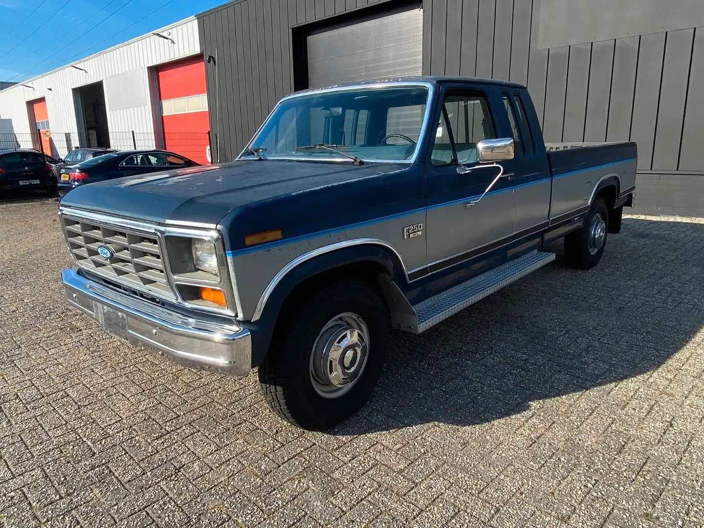 Ford F 250 XL sehr gepflegter Top Pickup .Garantie - 2