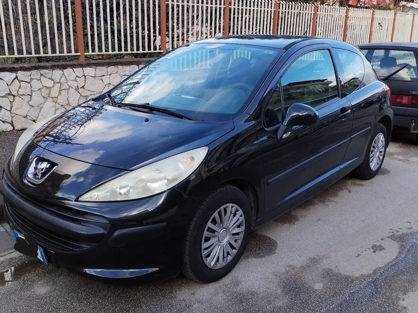 Peugeot 207 3p 1.4 8v X-Line eco-Gpl Negro - 1