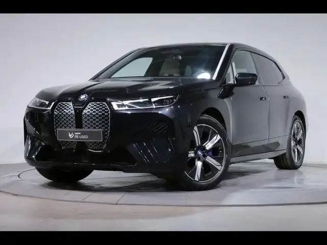 BMW iX xDrive40 Kit Sport