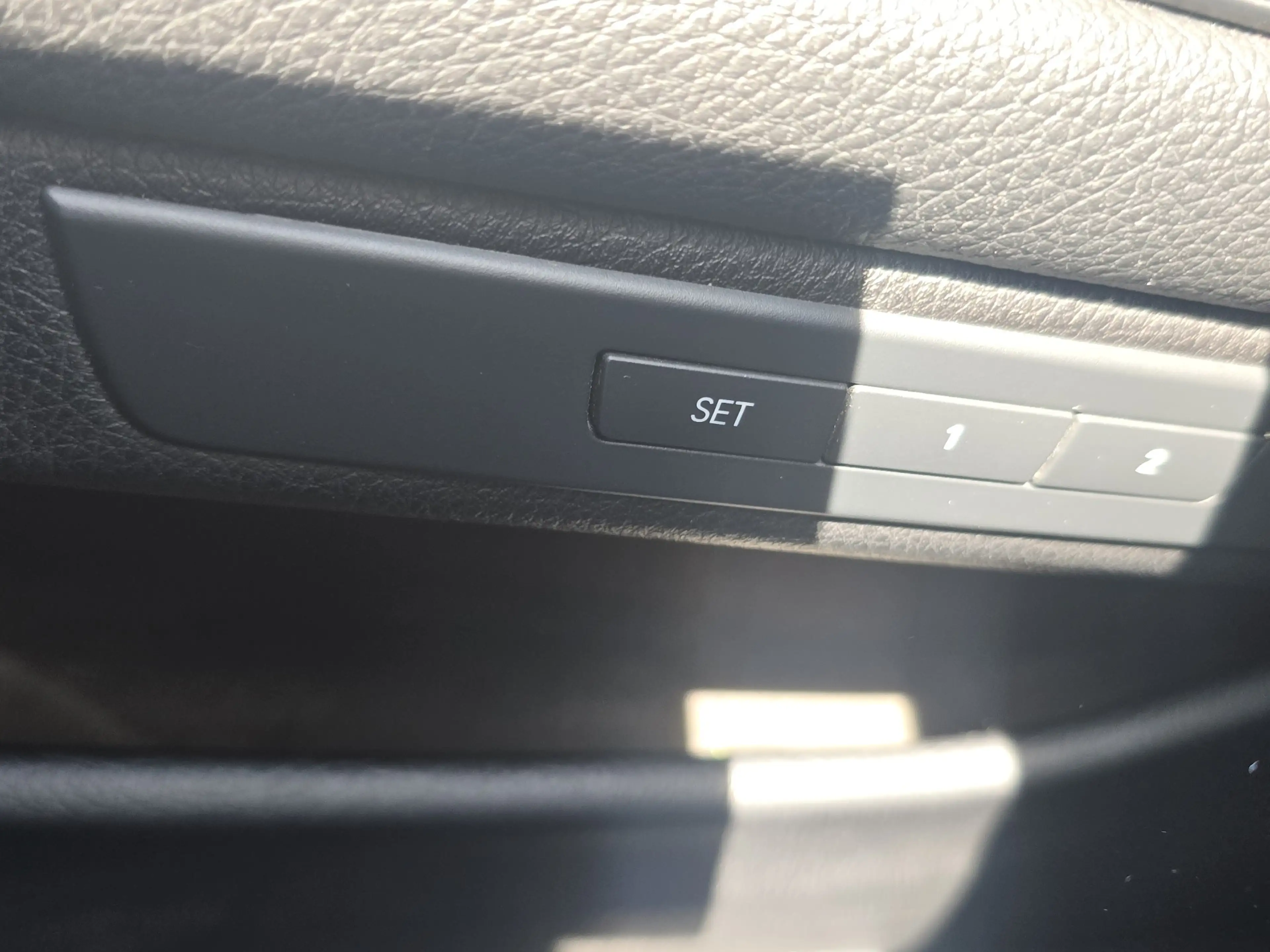 BMW 535 Touring 535 dXA — photo 12