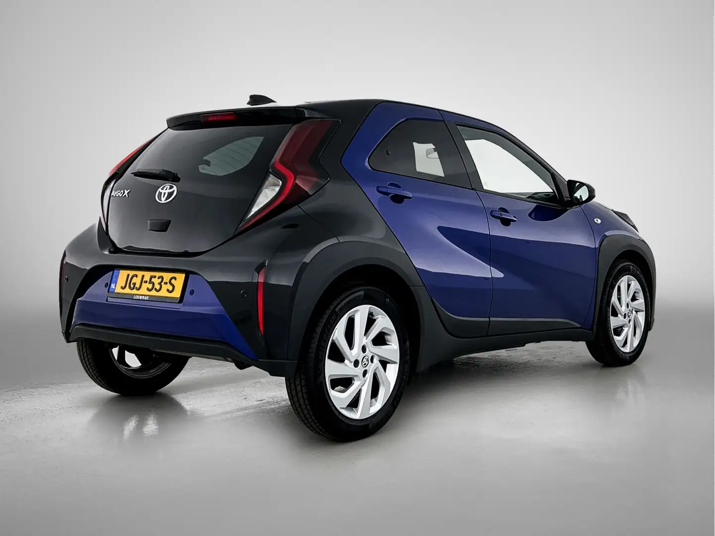 Toyota Aygo X 1.0 VVT-i MT Pulse | Stoelverwarming voor | Camera Bleu - 2