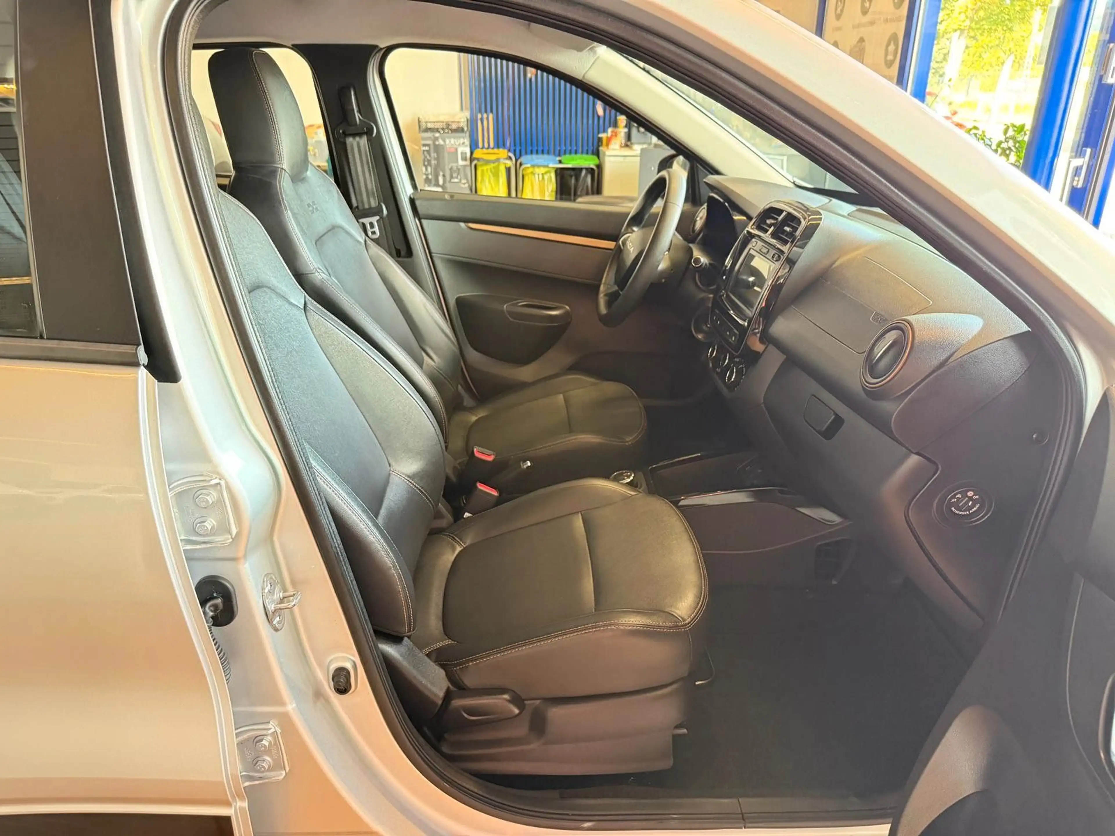 Dacia Spring Electric Extreme Navi / Volleder/ R-Kamer — photo 13