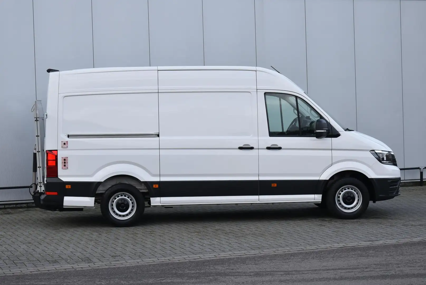 Volkswagen Crafter 2.0 TDI L3H3 140 Pk 1544 Kg LVM Laadklep Wit - 2