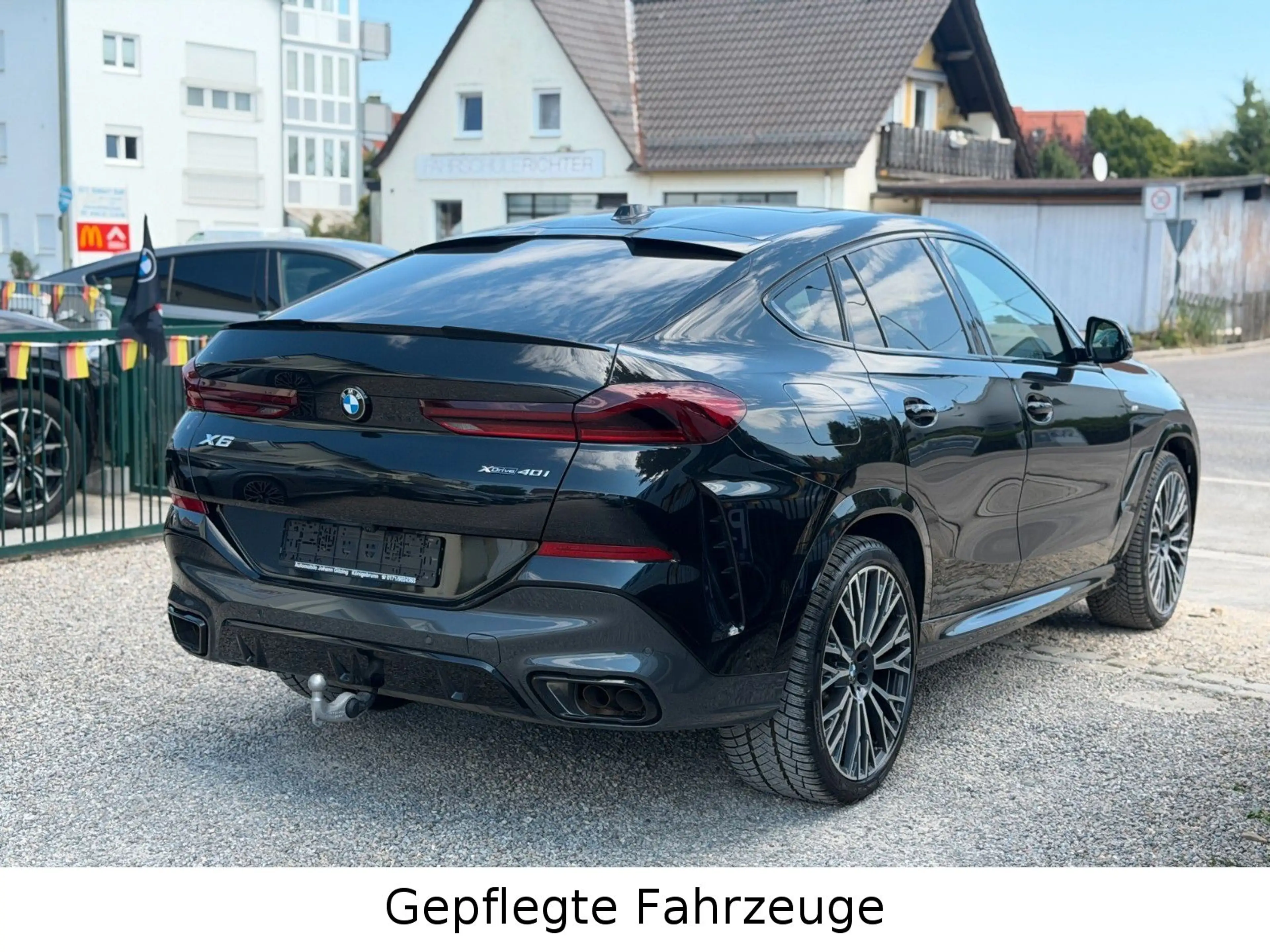 BMW X6 xDrive40i M Sport Pro 22 AHK ACC Pano SitzLüf — photo 14