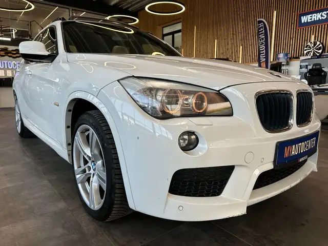 BMW X1 view 3
