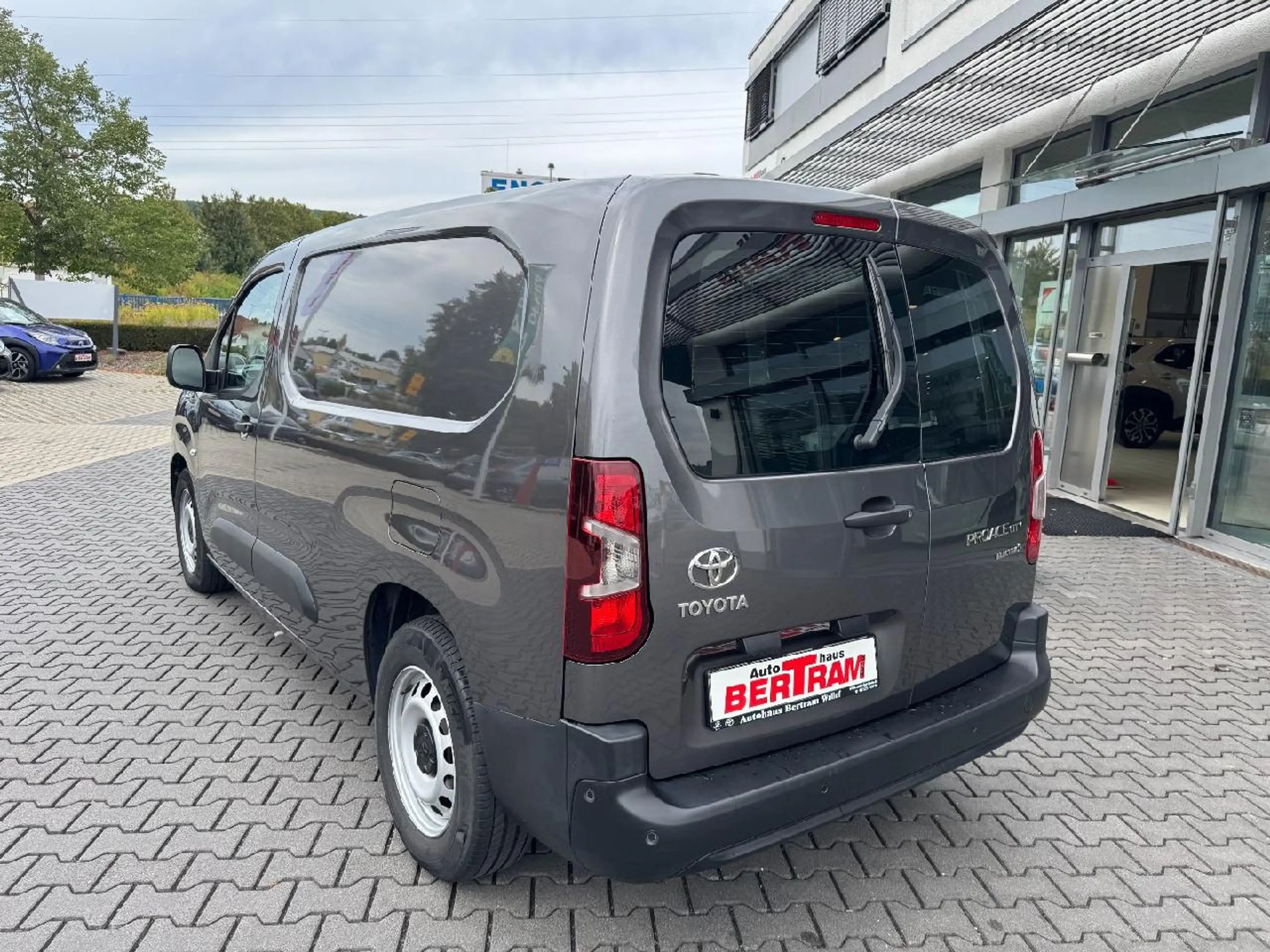 Toyota Proace City L2 Electric Duty Comfort — photo 7