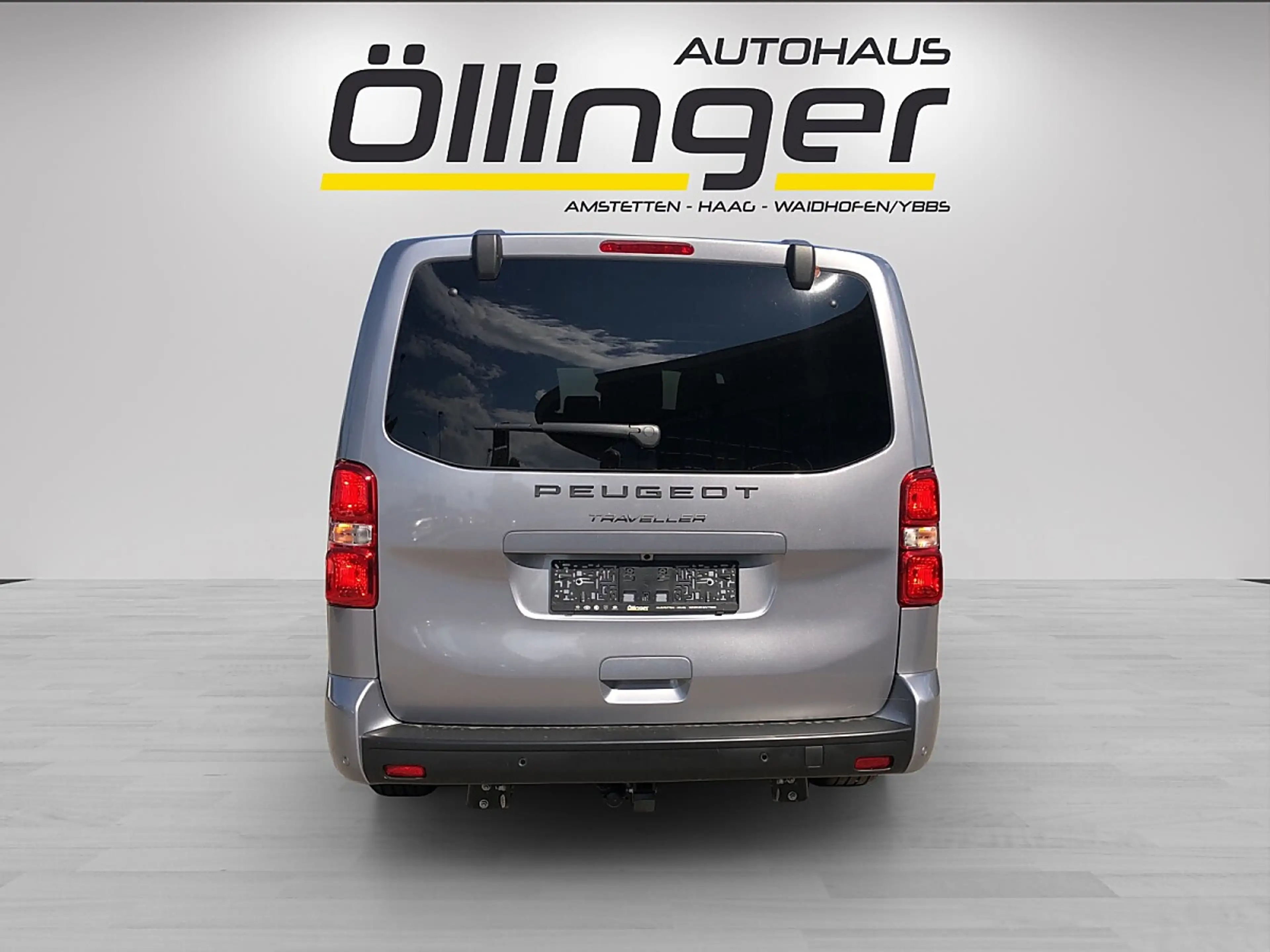 Peugeot Traveller Premium BlueHDi 180 Lang EAT8 — photo 4