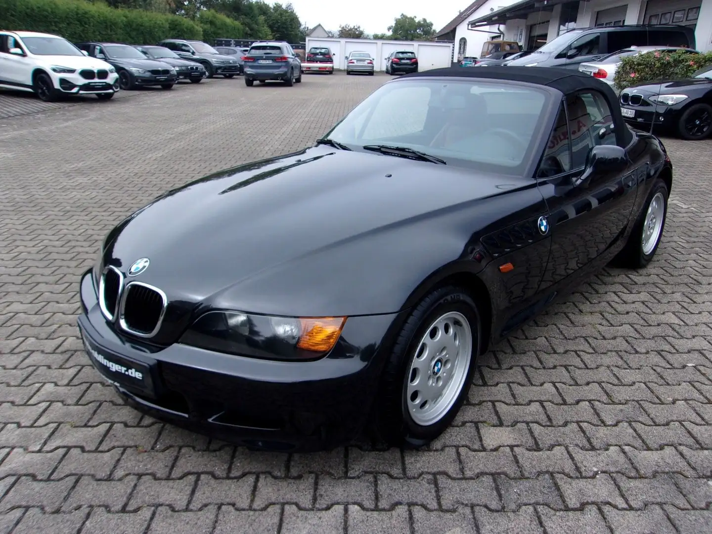 BMW Z3 1,9 Roadster Schwarz - 2