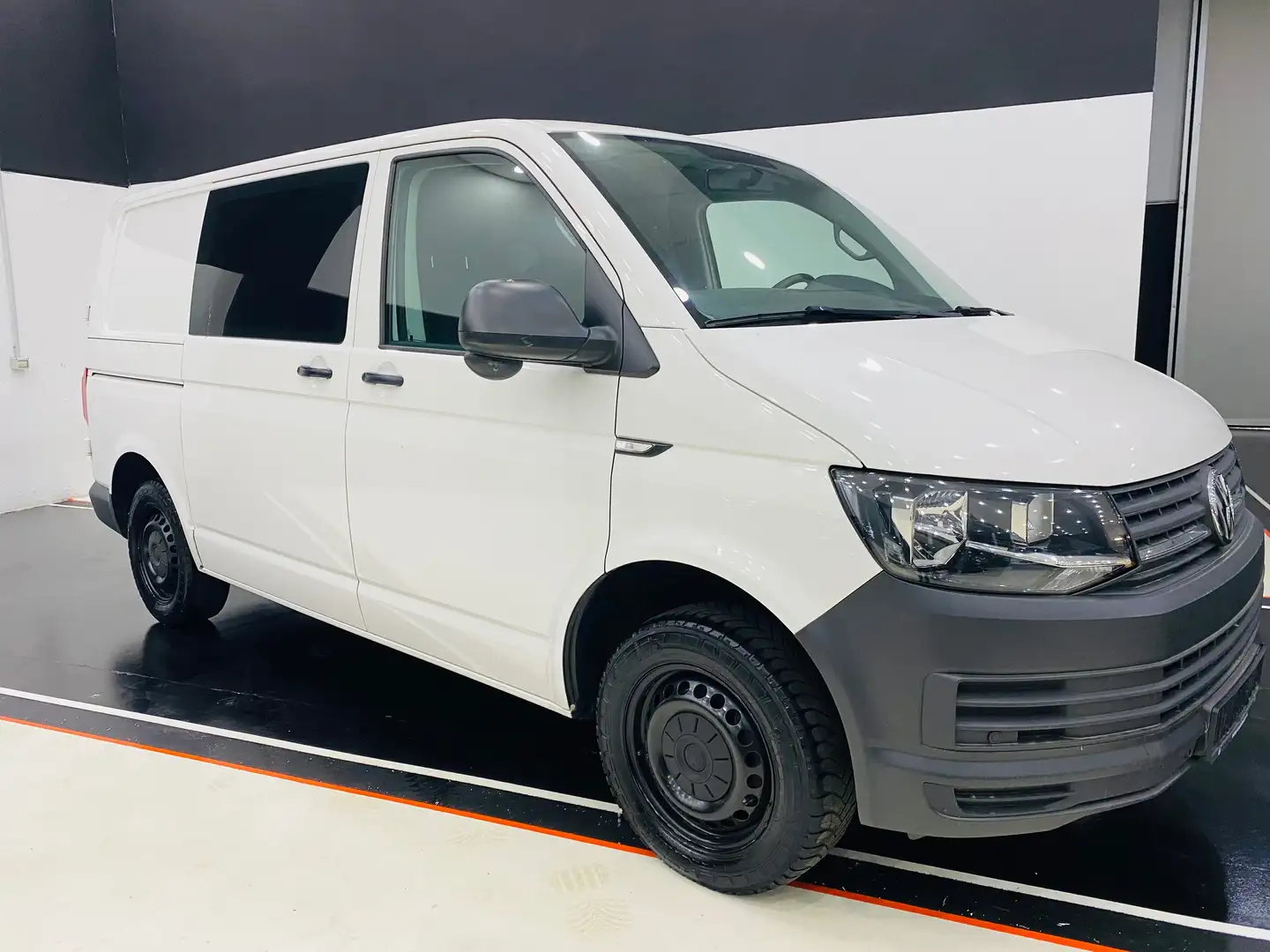 Volkswagen T6.1 Transporter Transporter Business 2.0 TDI 150CV Euro 6 Bianco - 2
